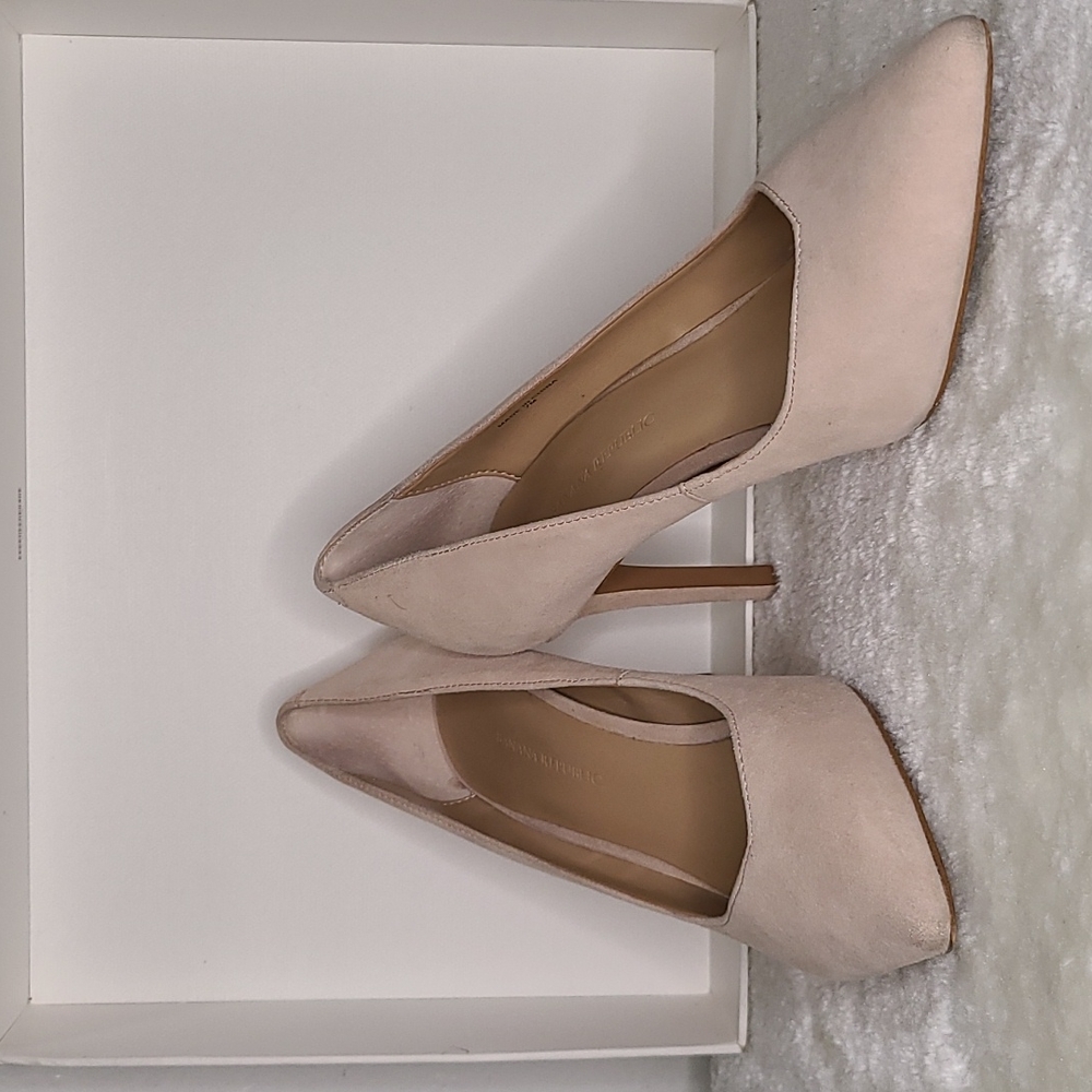 Banana Republic Light Pink Heels